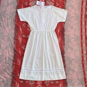 Vintage 60s 70s lace detailed white dress